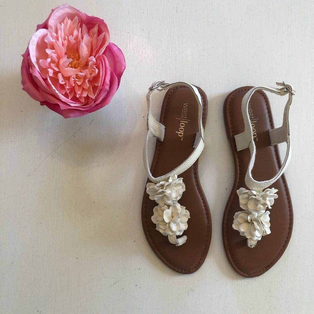 West Loop Ruffle Flower Sandals ✨